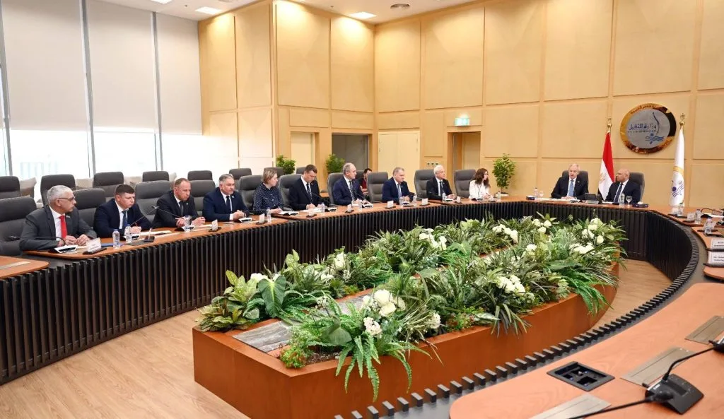 مصر تستكشف إمكانية تأسيس مركز لوجستي مع بيلاروسيا لتخزين وتوزيع الحبوب مصر تستكشف إمكانية تأسيس مركز لوجستي مع بيلاروسيا لتخزين وتوزيع الحبوب