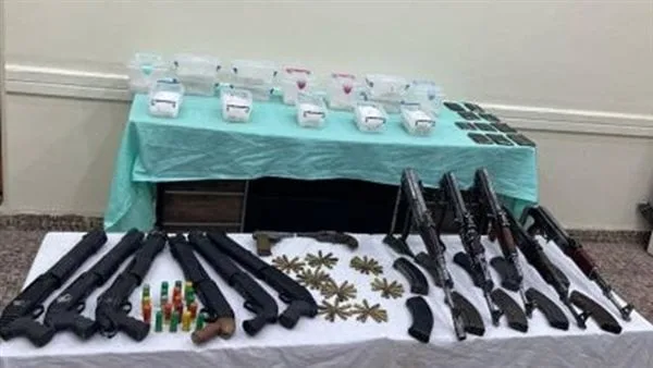 مصرع 3 عناصر جنائية شديدة الخطورة عقب تبادل لإطلاق النار مع الشرطة بقنا مصرع 3 عناصر جنائية شديدة الخطورة عقب تبادل لإطلاق النار مع الشرطة بقنا