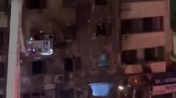 مصرع عامل واحتراق واجهة محلين وطابقين.. تفاصيل حريق عقار ميدان سفير بمصر الجديدة