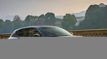 مصرف أبوظبي الإسلامي يتيح هدايا مميزة على تمويل السيارة من Alfa Romeo