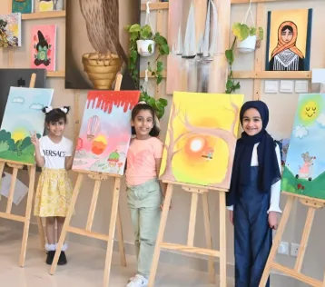 معرض “جهبذ” الفني في تبوك يبرز مهارات فناني الطفولة التشكيليين. معرض “جهبذ” الفني في تبوك يبرز مهارات فناني الطفولة التشكيليين.
