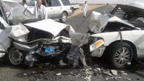 مقتل شخص وإصابة ثلاثة آخرين في حادث تصادم بين سيارتين بالنزهة مقتل شخص وإصابة ثلاثة آخرين في حادث تصادم بين سيارتين بالنزهة