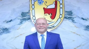 مكافأة جديدة من رئيس جامعة سوهاج تقديراً لمساهماتهم