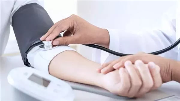 مكملات غذائية ممنوعة عن مرضى الضغط.. تعرف عليها مكملات غذائية ممنوعة عن مرضى الضغط.. تعرف عليها