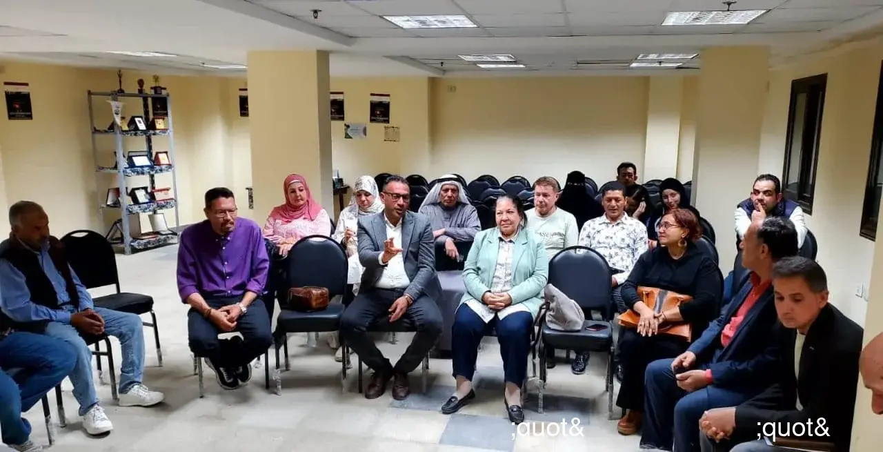 ملتقى "الثقافة والهوية الوطنية" يوصي بزيادة الأنشطة بشمال سيناء واعتماد الملتقى فعالية سنوية ملتقى "الثقافة والهوية الوطنية" يوصي بزيادة الأنشطة بشمال سيناء واعتماد الملتقى فعالية سنوية