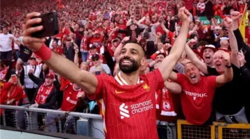 ملك أنفيلد يطارد المجد.. مساهمة واحدة تفصل محمد صلاح عن رقم قياسي لا يُنسى