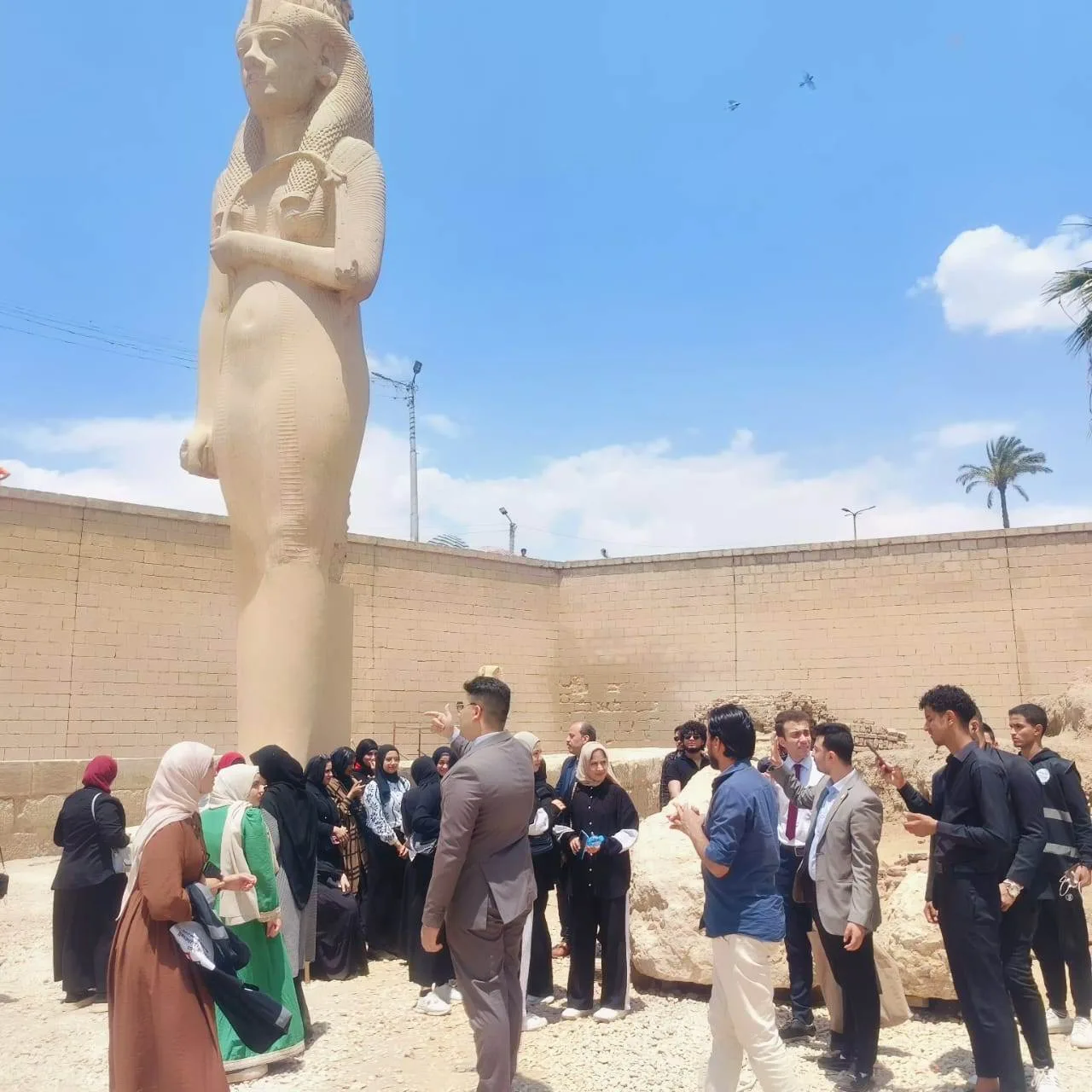 من سوهاج تبدأ الحكاية… شباب "المصريين الأحرار" يحيون التاريخ بالفن والإبداع من سوهاج تبدأ الحكاية… شباب "المصريين الأحرار" يحيون التاريخ بالفن والإبداع