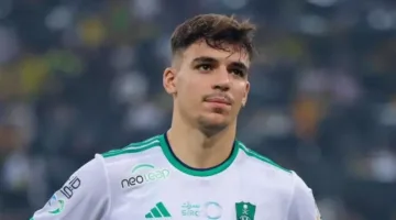 منافس الأهلي.. تقارير: بورتو ينجح في التعاقد مع فيجا