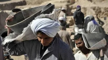 منحة العمالة غير المستقرة 2025: مواعيد توزيعها ومتطلبات التأهل الشاملة