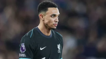 منذ ظهوره.. ثلاثي فقط تفوق على أرنولد بالدوري الإنجليزي