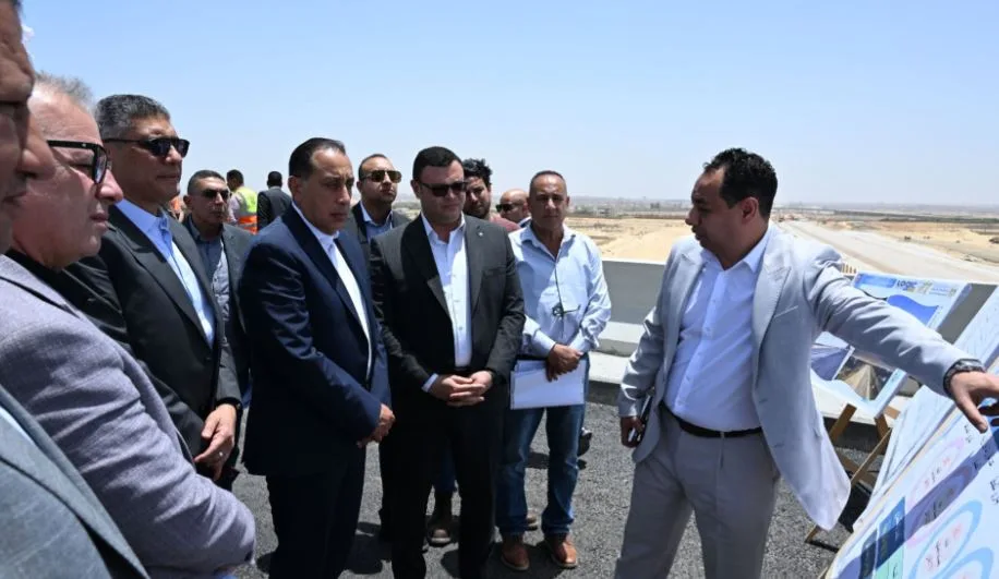 رئيس الوزراء يراقب تقدم المشروعات الحالية في منطقة الحزام الأخضر بمدينة 6 أكتوبر