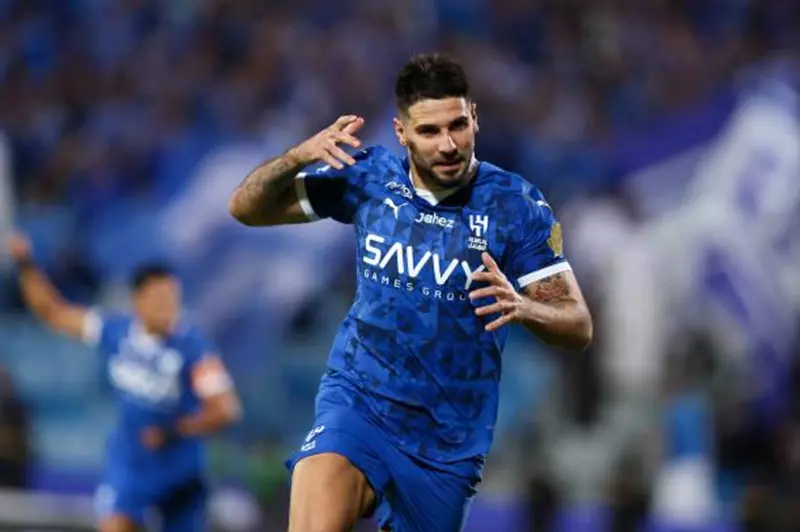 الهلال السعودي يسعى لإنهاء فترة ميتروفيتش.