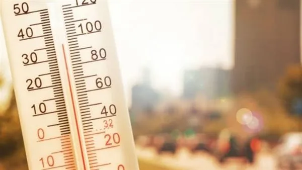 موجة شديدة الحرارة تضرب مصر.. والأرصاد تكشف عن موعد ذروتها موجة شديدة الحرارة تضرب مصر.. والأرصاد تكشف عن موعد ذروتها