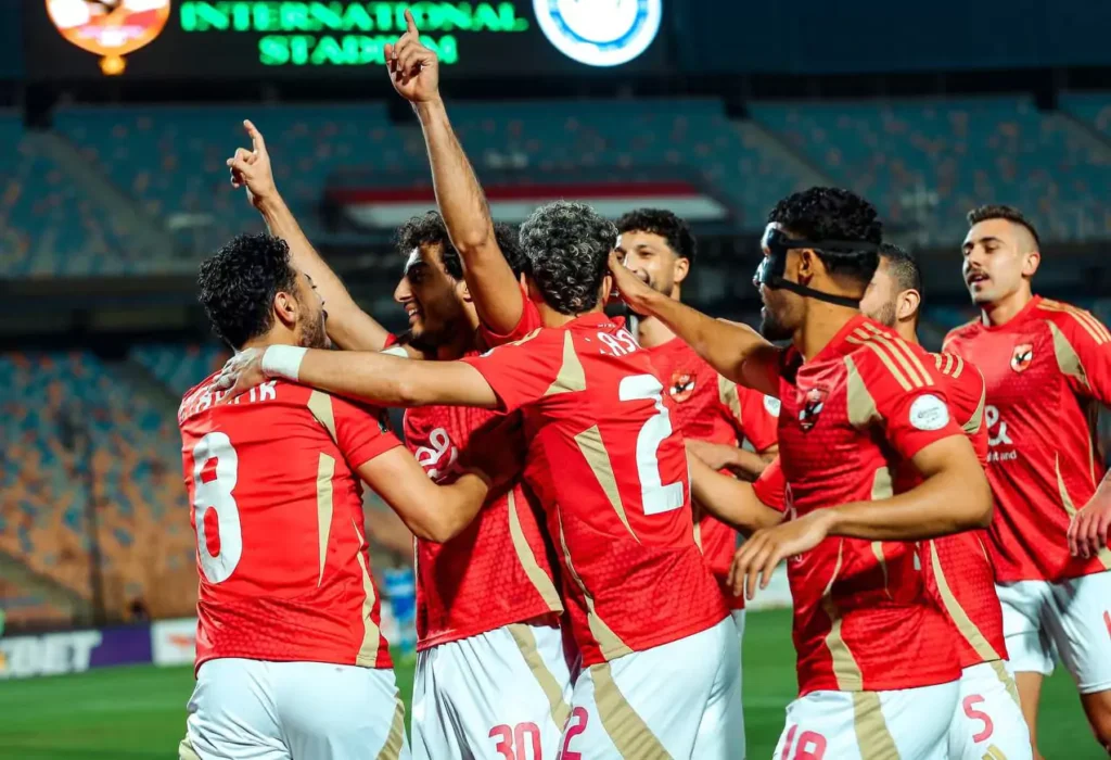 إلى القمة.. 6 حقائق حول مباراة سيراميكا كليوباترا أمام الأهلي في الدوري المصري إلى القمة.. 6 حقائق حول مباراة سيراميكا كليوباترا أمام الأهلي في الدوري المصري