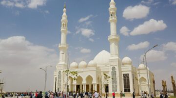“ميدار” تفتتح مسجد “المعز” بمدينة “مستقبل سيتي” 