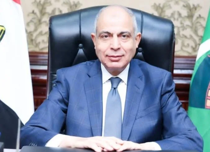 محافظ المنيا يعلن استعداد اللجان لبدء امتحانات الشهادة الإعدادية يوم غدٍ السبت. محافظ المنيا يعلن استعداد اللجان لبدء امتحانات الشهادة الإعدادية يوم غدٍ السبت.