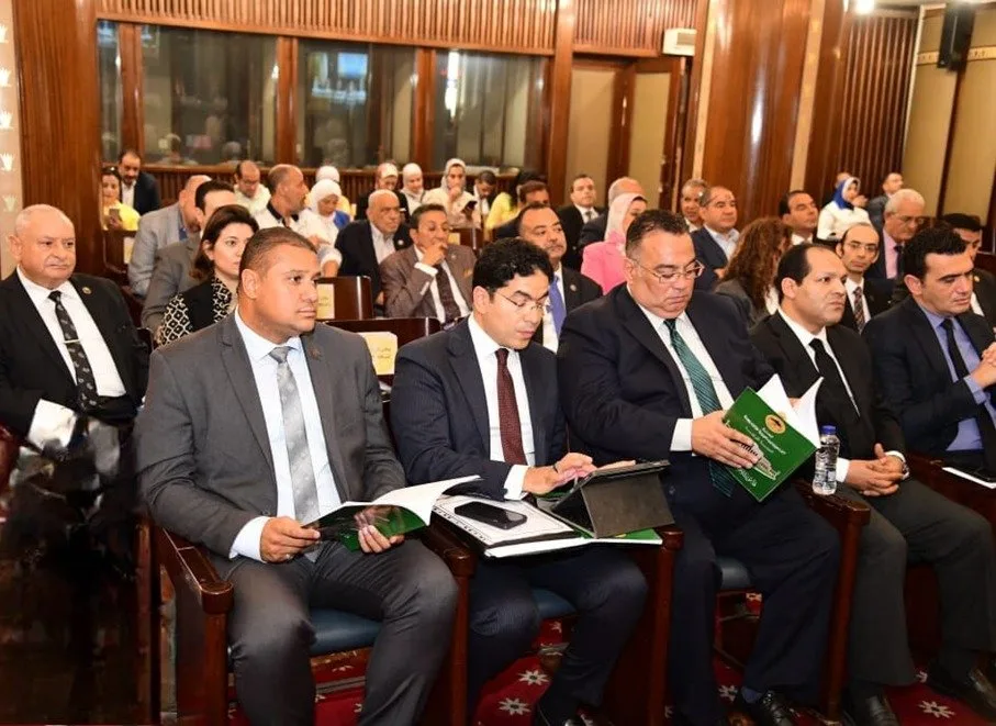 نائب برلماني: التغيرات السكانية تستدعي تعديل توزيع الدوائر الانتخابية من قبل المشرع