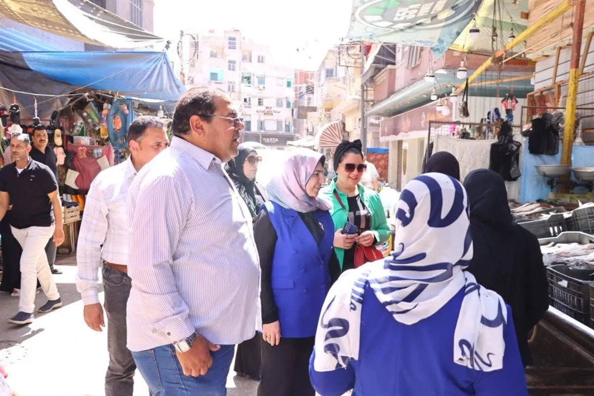 نائب محافظ دمياط تتابع ضبط أسعار الأسماك والسلع في جولة ميدانية نائب محافظ دمياط تتابع ضبط أسعار الأسماك والسلع في جولة ميدانية