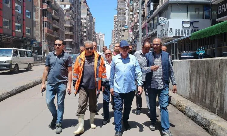 نائب وزير الإسكان يقوم بزيارة محافظة الإسكندرية عقب الأحوال الجوية غير المستقرة