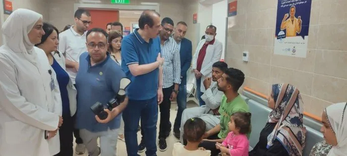 نائب وزير الصحة يأمر بصرف مكافأة للطاقم الطبي في مستشفى حميات الغردقة نائب وزير الصحة يأمر بصرف مكافأة للطاقم الطبي في مستشفى حميات الغردقة