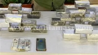 نتيجة تبادل إطلاق النار: مقتل عنصرين خطرين وضبط مواد مخدرة وأسلحة في عدة محافظات نتيجة تبادل إطلاق النار: مقتل عنصرين خطرين وضبط مواد مخدرة وأسلحة في عدة محافظات