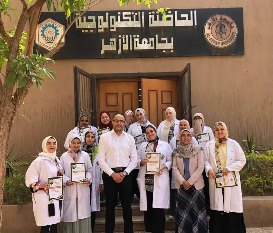 ندوة في جامعة الأزهر تدعو لتعزيز التعاون بين الجامعات المصرية والعربية ندوة في جامعة الأزهر تدعو لتعزيز التعاون بين الجامعات المصرية والعربية