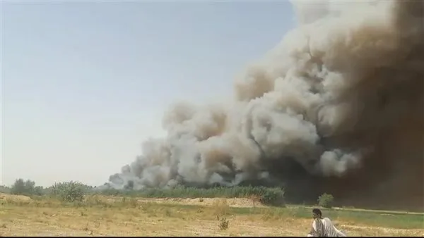 نشوب حريق في غابات الجبلاو بقنا واستجابة سيارات الإطفاء. نشوب حريق في غابات الجبلاو بقنا واستجابة سيارات الإطفاء.