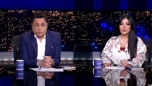نقاش بين خالد أبو بكر وراغدة شلهوب حول عمليات التجميل وتأثيرها على الحياة الزوجية نقاش بين خالد أبو بكر وراغدة شلهوب حول عمليات التجميل وتأثيرها على الحياة الزوجية