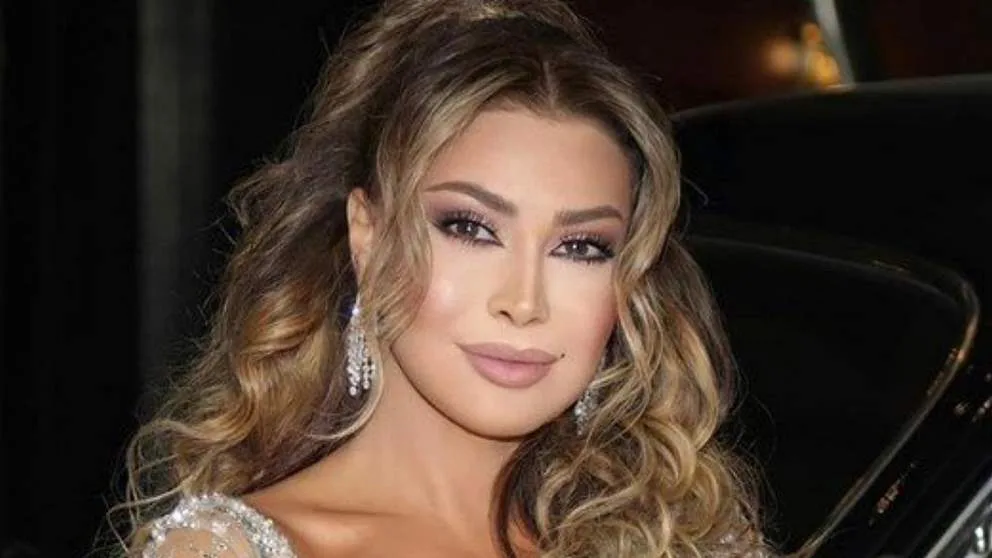 نوال الزغبي تعبر عن فخرها بنزار فرنسيس، والأخير يرد: رمز الذوق. نوال الزغبي تعبر عن فخرها بنزار فرنسيس، والأخير يرد: رمز الذوق.