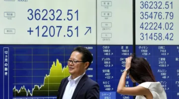 نيكاي يغلق مرتفعًا بدعم من أسهم أشباه الموصلات وقفزة في سهم «إن تي تي داتا»