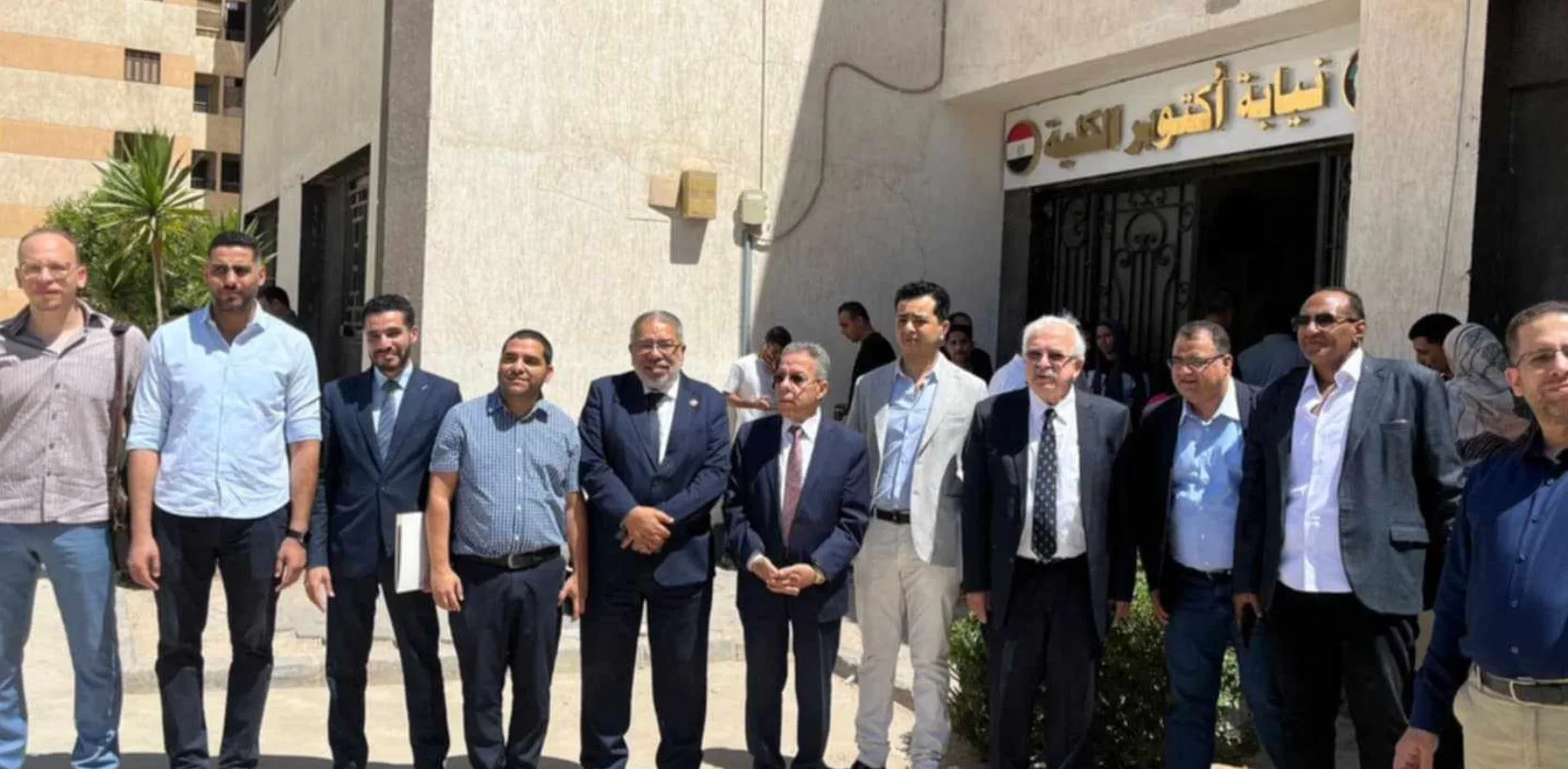 بعد إعلان وزارة الصحة.. النيابة تقرر الإفراج عن الأمين المساعد لنقابة الأطباء. بعد إعلان وزارة الصحة.. النيابة تقرر الإفراج عن الأمين المساعد لنقابة الأطباء.