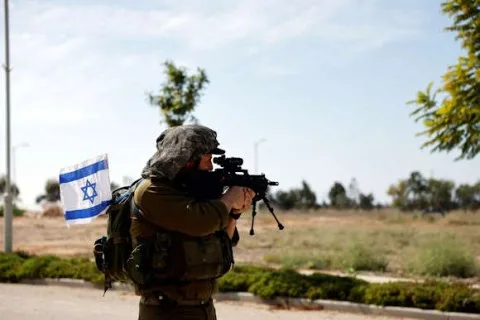 هآرتس: 42 جندياً إسرائيلياً ينهون حياتهم منذ انطلاق الحرب على غزة