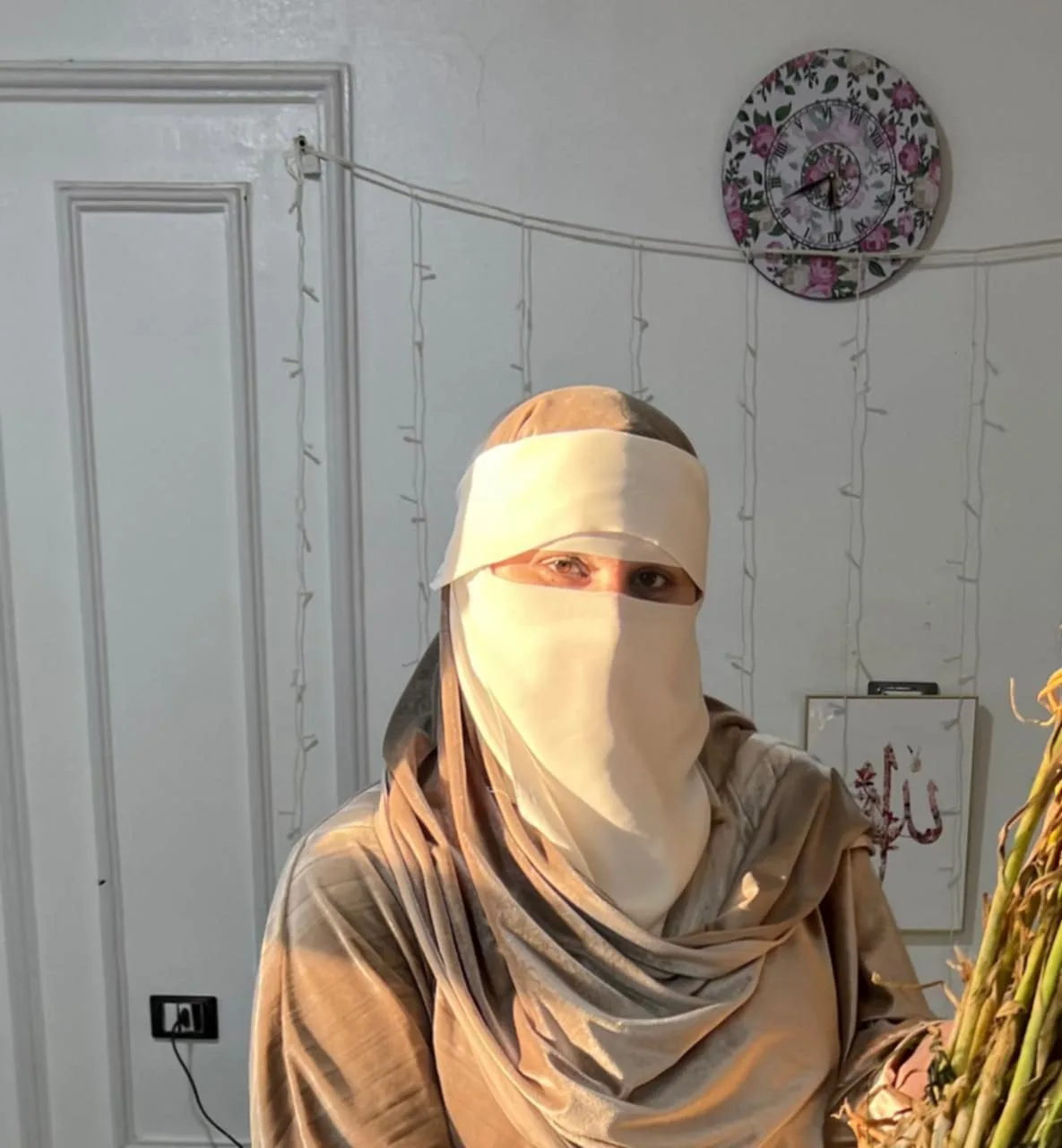 هانم الناجي عبد الفتاح تشارك في بطولة الفيلم القصير “ظل الحقيقة”: تجربة إنسانية بلمسة فنية هانم الناجي عبد الفتاح تشارك في بطولة الفيلم القصير “ظل الحقيقة”: تجربة إنسانية بلمسة فنية
