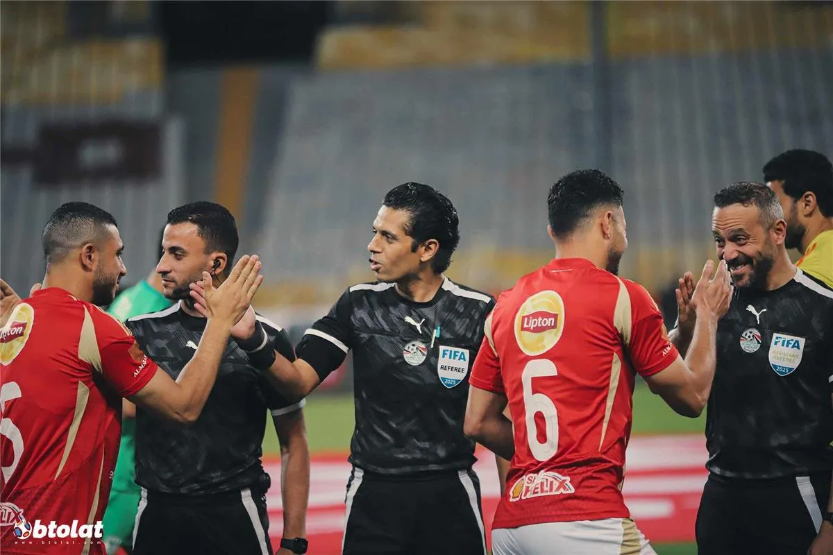 هاني رمزي ينتقد مدافع الأهلي: مسؤول عن هدف المصري.. وإمام عاشور أفضل لاعب في مصر هاني رمزي ينتقد مدافع الأهلي: مسؤول عن هدف المصري.. وإمام عاشور أفضل لاعب في مصر