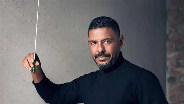 هاني فرحات أول مايسترو عربي يقود أوركسترا المتروبوليتان الأسترالية على مسرح أوبرا سيدني هاني فرحات أول مايسترو عربي يقود أوركسترا المتروبوليتان الأسترالية على مسرح أوبرا سيدني