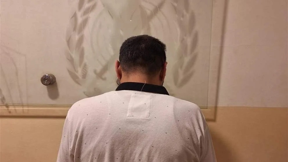 هروب من المستشفى في الشياح.. وشعبة المعلومات تلقي القبض عليه في أقل من 6 ساعات هروب من المستشفى في الشياح.. وشعبة المعلومات تلقي القبض عليه في أقل من 6 ساعات