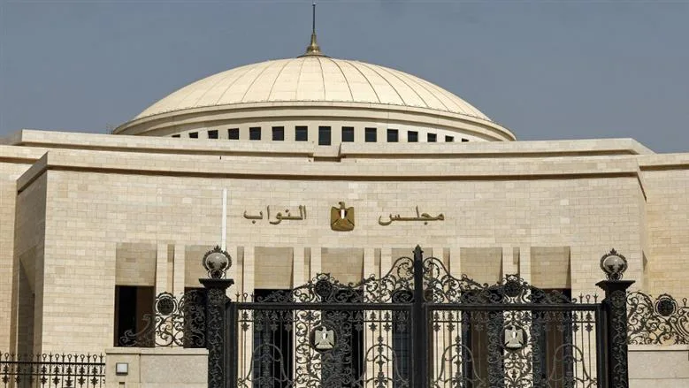 هل تم اعتماد قانون الإيجار القديم؟.. الحكومة: أهم 3 ملفات لم تحسم بعد هل تم اعتماد قانون الإيجار القديم؟.. الحكومة: أهم 3 ملفات لم تحسم بعد