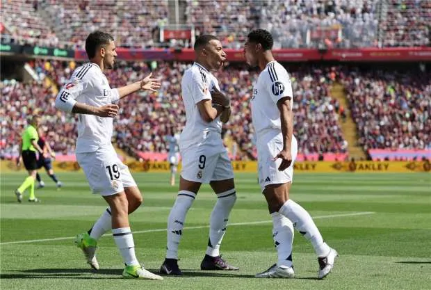 انتقالات ريال مدريد 2025.. ورحيل راؤول عن النادي بصورة رسمية انتقالات ريال مدريد 2025.. ورحيل راؤول عن النادي بصورة رسمية