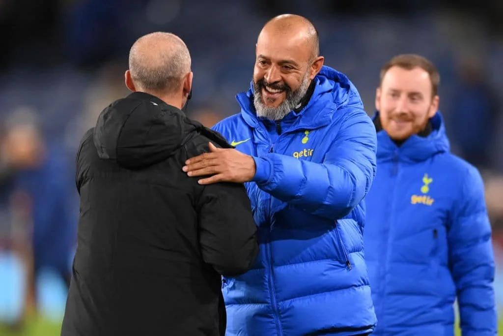 هل يثير اهتمام الهلال؟ نونو سانتو يت confront مع مالك نوتنغهام هل يثير اهتمام الهلال؟ نونو سانتو يت confront مع مالك نوتنغهام