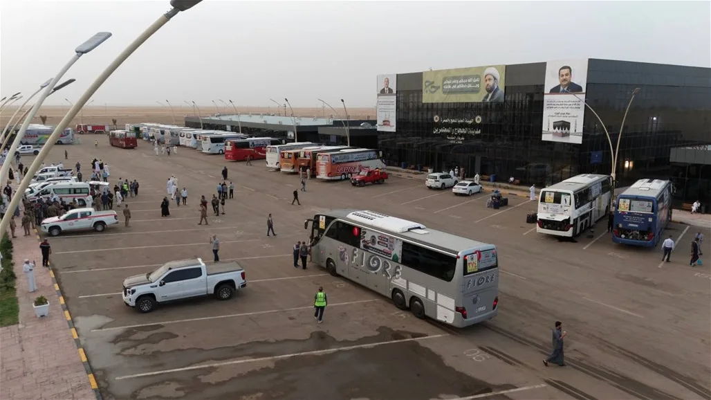 هيئة الحج تُعلن عن وصول أولى قوافل الحجاج البرية عبر منفذ عرعر (صور) هيئة الحج تُعلن عن وصول أولى قوافل الحجاج البرية عبر منفذ عرعر (صور)