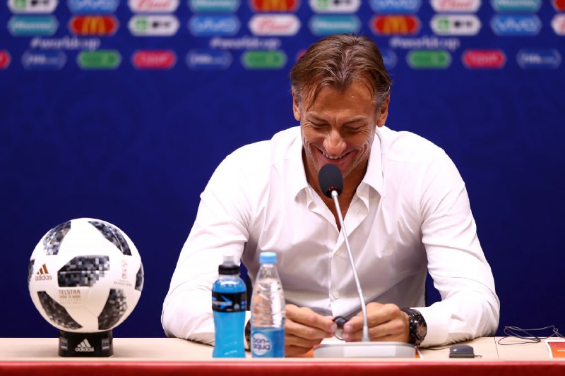 هيرفي رينارد يكشف عن تشكيلته المثالية من نجوم أفريقيا.. ظهور زياش هيرفي رينارد يكشف عن تشكيلته المثالية من نجوم أفريقيا.. ظهور زياش