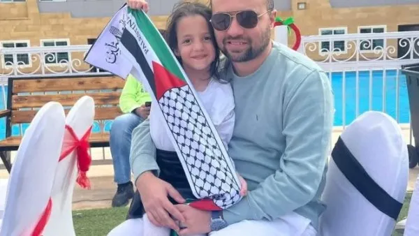 والد الطفلة صوفيا: “هل كان استجابة الإسعاف متأخرة في إنقاذ حياتها؟” جدل كبير حول تفاصيل الحادث والد الطفلة صوفيا: “هل كان استجابة الإسعاف متأخرة في إنقاذ حياتها؟” جدل كبير حول تفاصيل الحادث