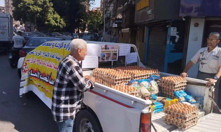 وزارة الزراعة تُطلق 7 أسواق متنقلة لبيع منتجاتها بأسعار منخفضة في مختلف المحافظات