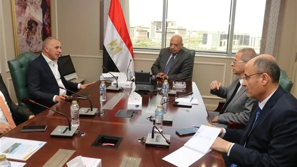 وزارة الكهرباء تتفاوض مع السويدي لتسريع مشاريعها وتقليل الفقد وتحسين جودة الخدمة الكهربائية وزارة الكهرباء تتفاوض مع السويدي لتسريع مشاريعها وتقليل الفقد وتحسين جودة الخدمة الكهربائية