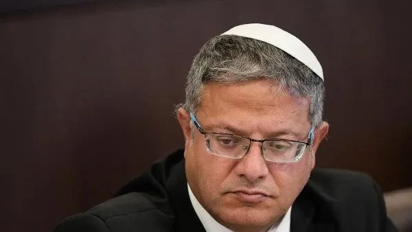وزير إسرائيلي: الاعتقاد أن ترامب يعمل من أجلنا خطأ وعلينا الاعتماد على أنفسنا وزير إسرائيلي: الاعتقاد أن ترامب يعمل من أجلنا خطأ وعلينا الاعتماد على أنفسنا