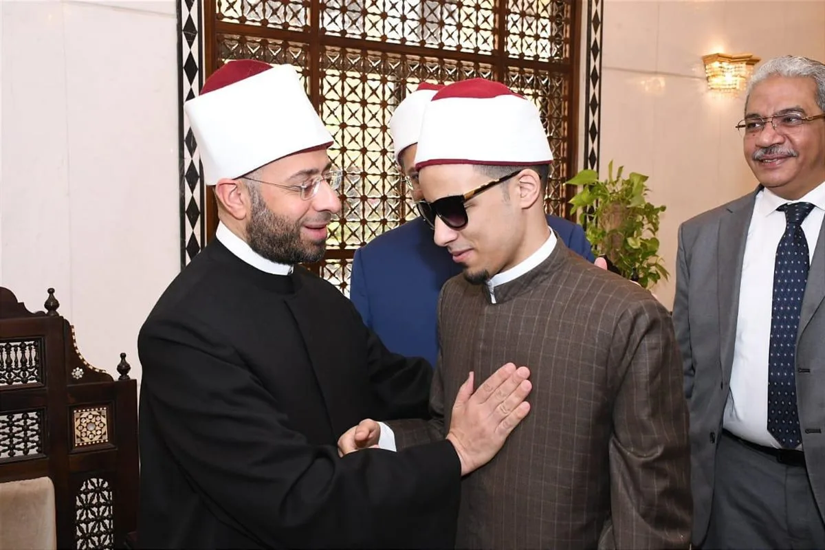 وزير الأوقاف لذوي الهمم: نتطلع منكم لأن تكونوا في الغد القريب أئمة وقادة وزير الأوقاف لذوي الهمم: نتطلع منكم لأن تكونوا في الغد القريب أئمة وقادة