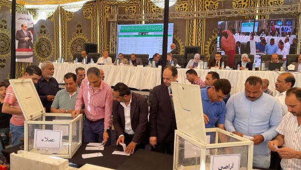 وزير الإسكان: تخصيص 650 قطعة أرض للمواطنين بمنطقة الرابية في الشروق وزير الإسكان: تخصيص 650 قطعة أرض للمواطنين بمنطقة الرابية في الشروق