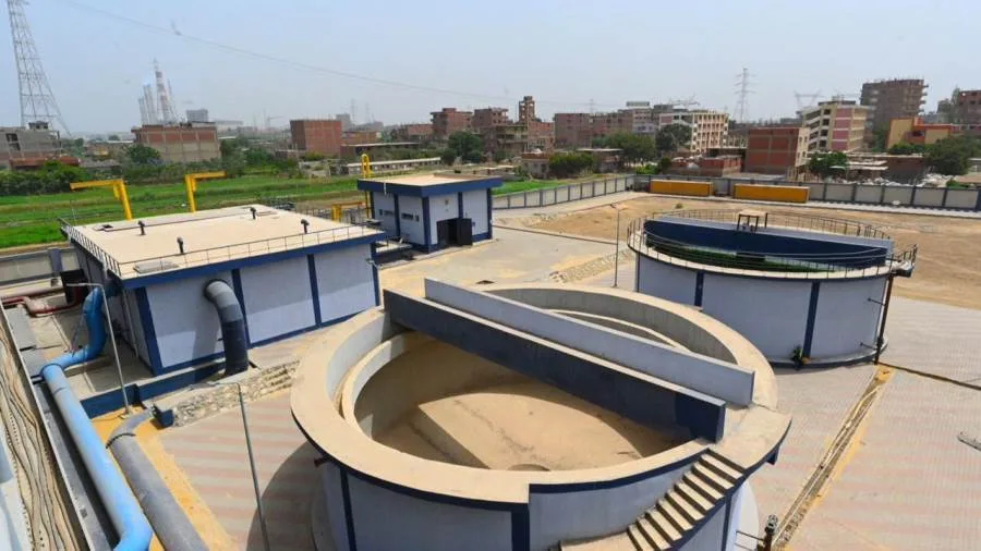وزير الإسكان ومحافظ الجيزة يطلقان المرحلة الأولى من محطة مياه الشرب في أوسيم وزير الإسكان ومحافظ الجيزة يطلقان المرحلة الأولى من محطة مياه الشرب في أوسيم
