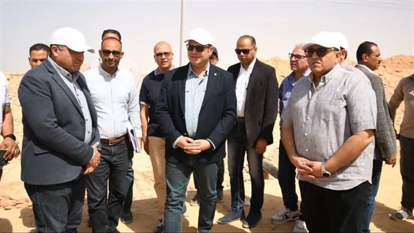 وزير الإسكان يتابع مشروعات الساحل الشمالي الغربي ويتفقد أعمال الطرق والمرافق برأس الحكمة وزير الإسكان يتابع مشروعات الساحل الشمالي الغربي ويتفقد أعمال الطرق والمرافق برأس الحكمة