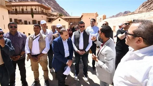 وزير الإسكان: يجرى تطوير مدينة سانت كاترين لتقديم هذه البقعة المقدسة في أبهي صورها وزير الإسكان: يجرى تطوير مدينة سانت كاترين لتقديم هذه البقعة المقدسة في أبهي صورها